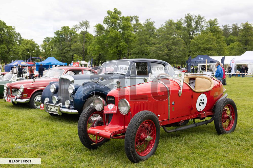 SWEDEN-STOCKHOLM-VINTAGE & ANTIQUE CAR SHOW