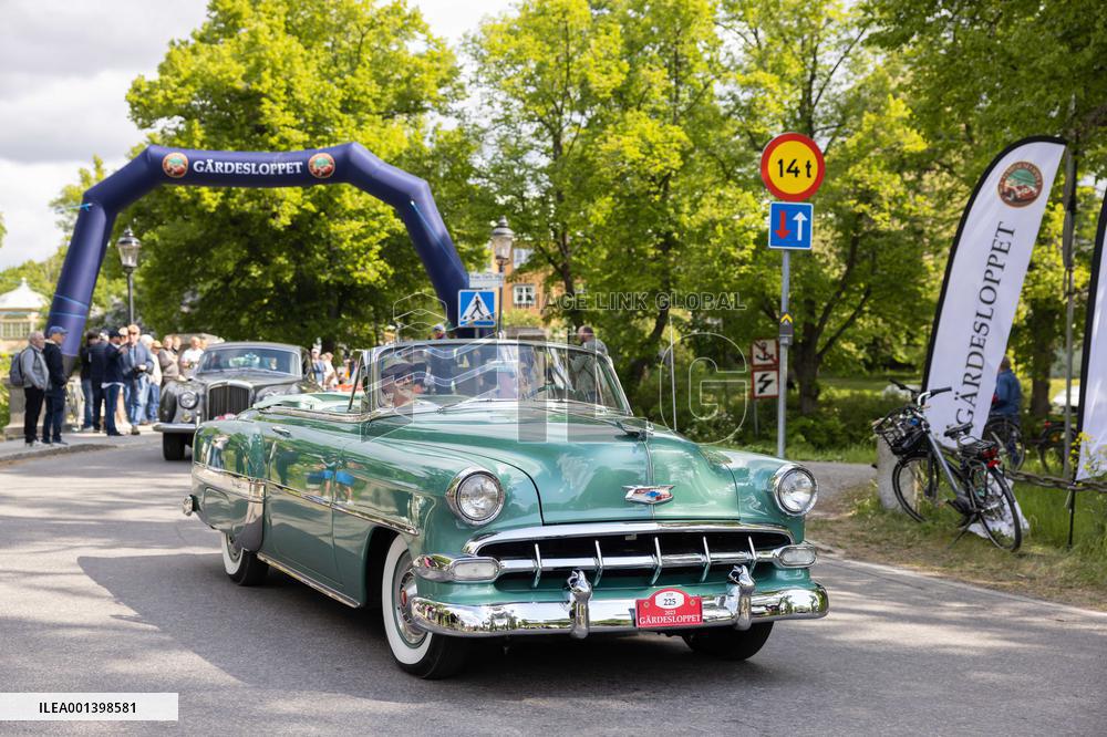 SWEDEN-STOCKHOLM-VINTAGE & ANTIQUE CAR SHOW