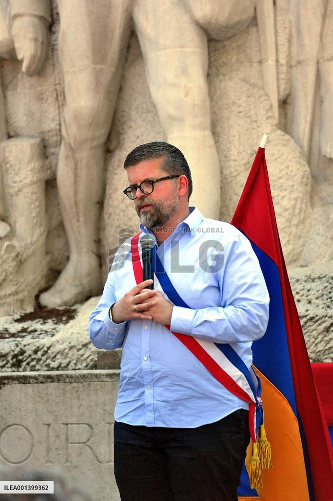 Rally In Support Of The Armenians Of Artsakh - Paris