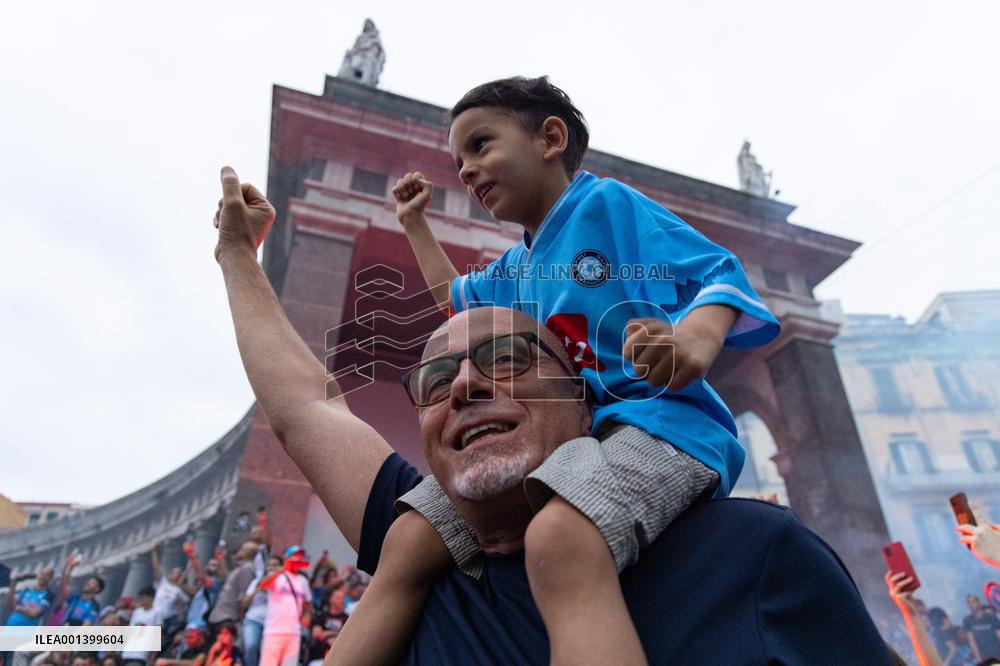 Napoli Win First Italian Serie A Title In 33 Years