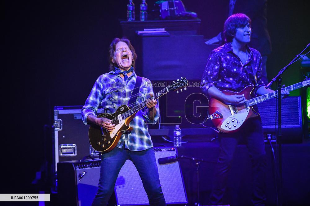 John Fogerty Concert - Paris