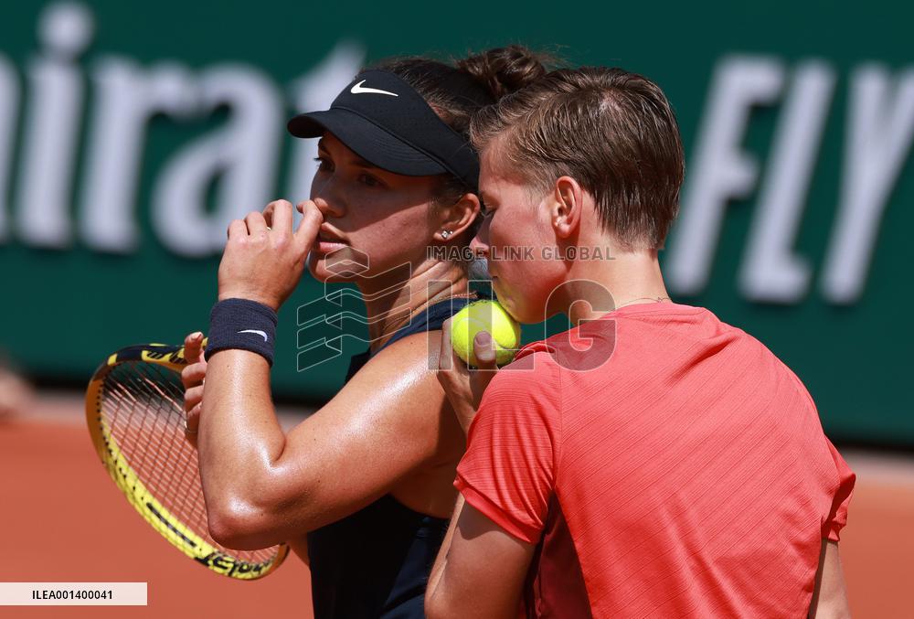 (SP)FRANCE-PARIS-TENNIS-ROLAND GARROS-FRENCH OPEN-WOMEN'S DOUBLES