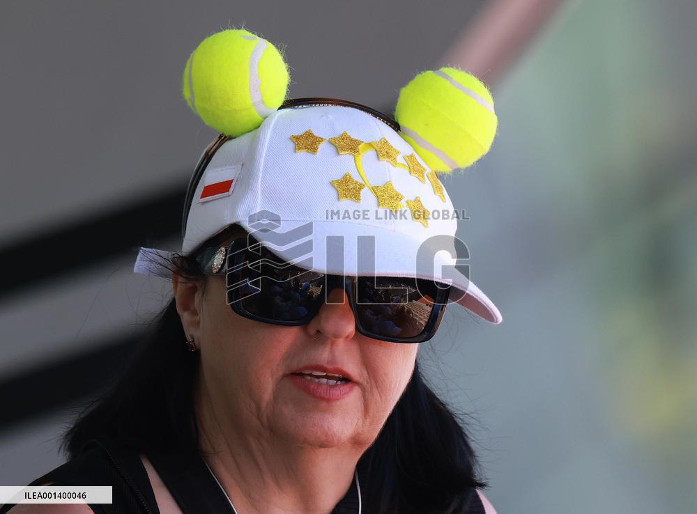 (SP)FRANCE-PARIS-TENNIS-ROLAND GARROS-FRENCH OPEN-WOMEN'S DOUBLES