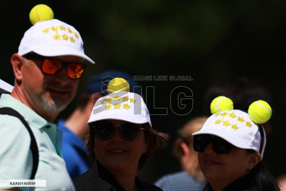 (SP)FRANCE-PARIS-TENNIS-ROLAND GARROS-FRENCH OPEN-WOMEN'S DOUBLES