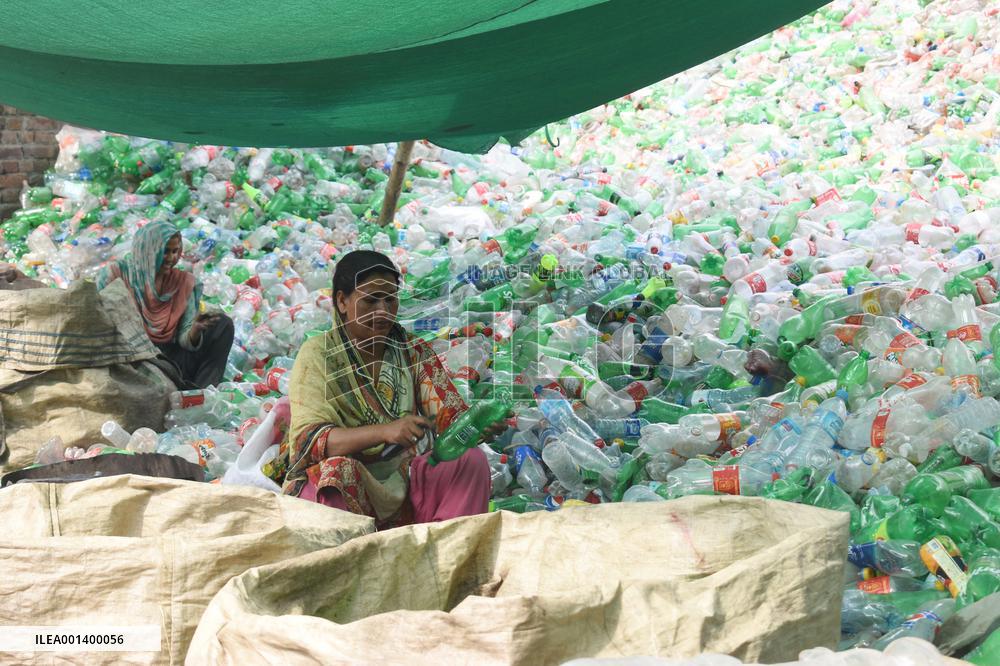 PAKISTAN-LAHORE-WORLD ENVIRONMENT DAY