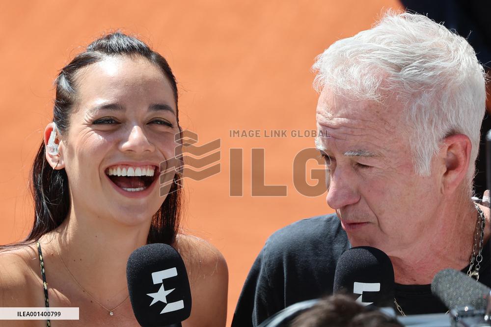 Roland Garros 2023 - Celebrities In The Stands - Day 9 NB