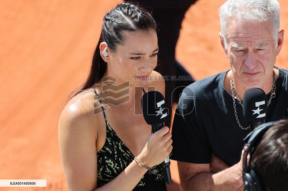 Roland Garros 2023 - Celebrities In The Stands - Day 9 NB