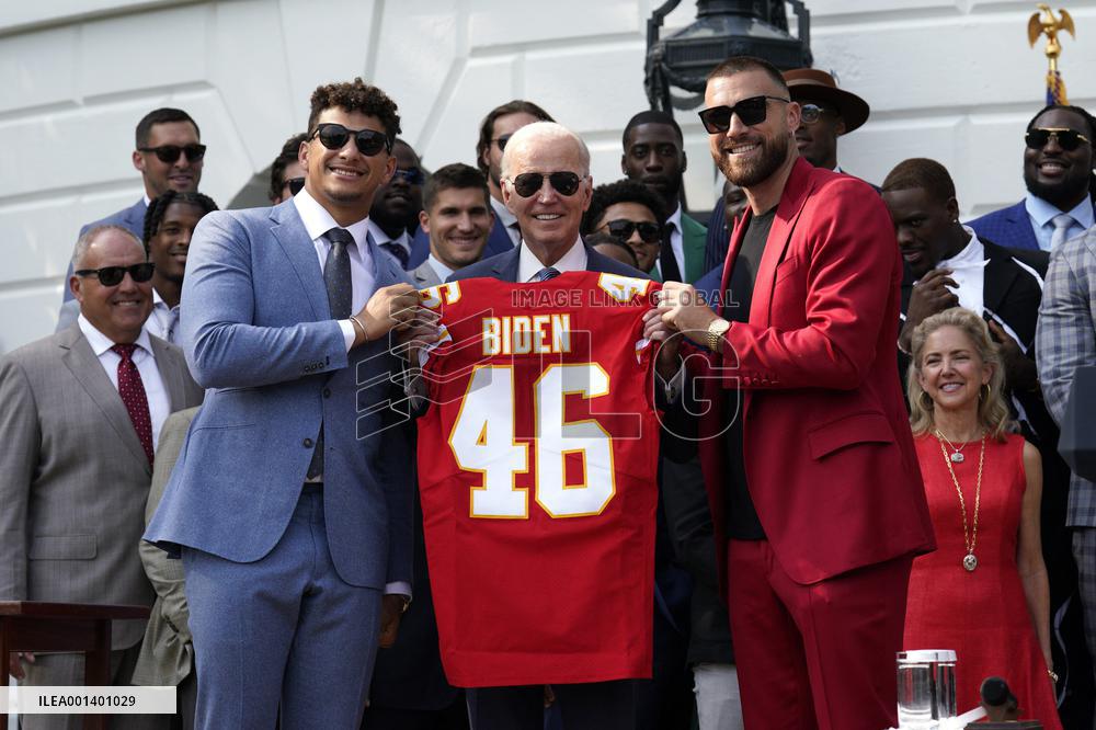 Joe Biden welcomes Kansas City Chiefs - Washington