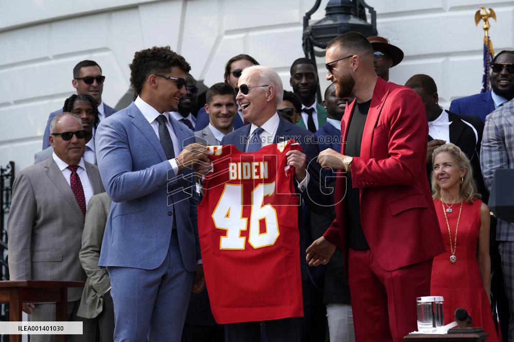 Joe Biden welcomes Kansas City Chiefs - Washington