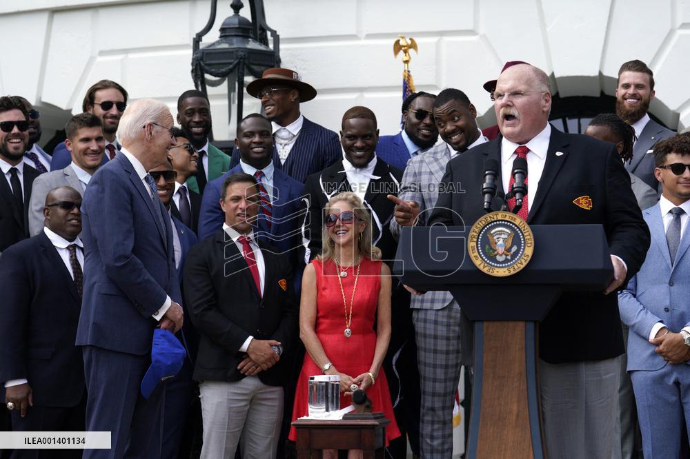 Joe Biden welcomes Kansas City Chiefs - Washington