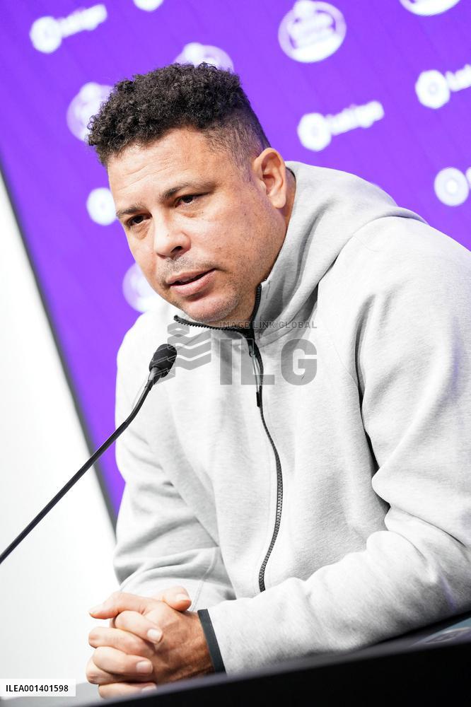 Ronaldo Nazario De Lima Press Conference - Valladolid