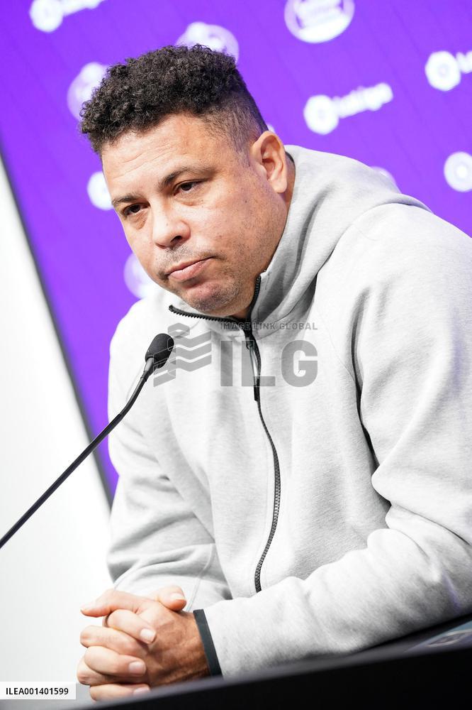 Ronaldo Nazario De Lima Press Conference - Valladolid