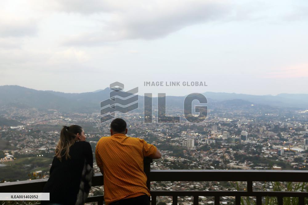 HONDURAS-SCENERY-DAILY LIFE