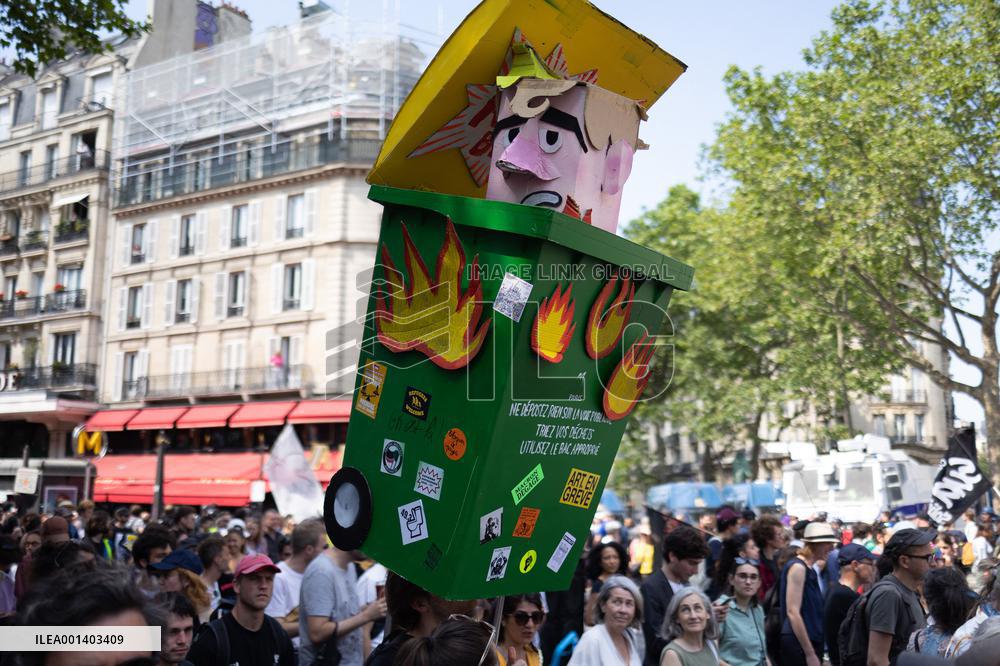 14th day of protest against the pensions reform - Paris