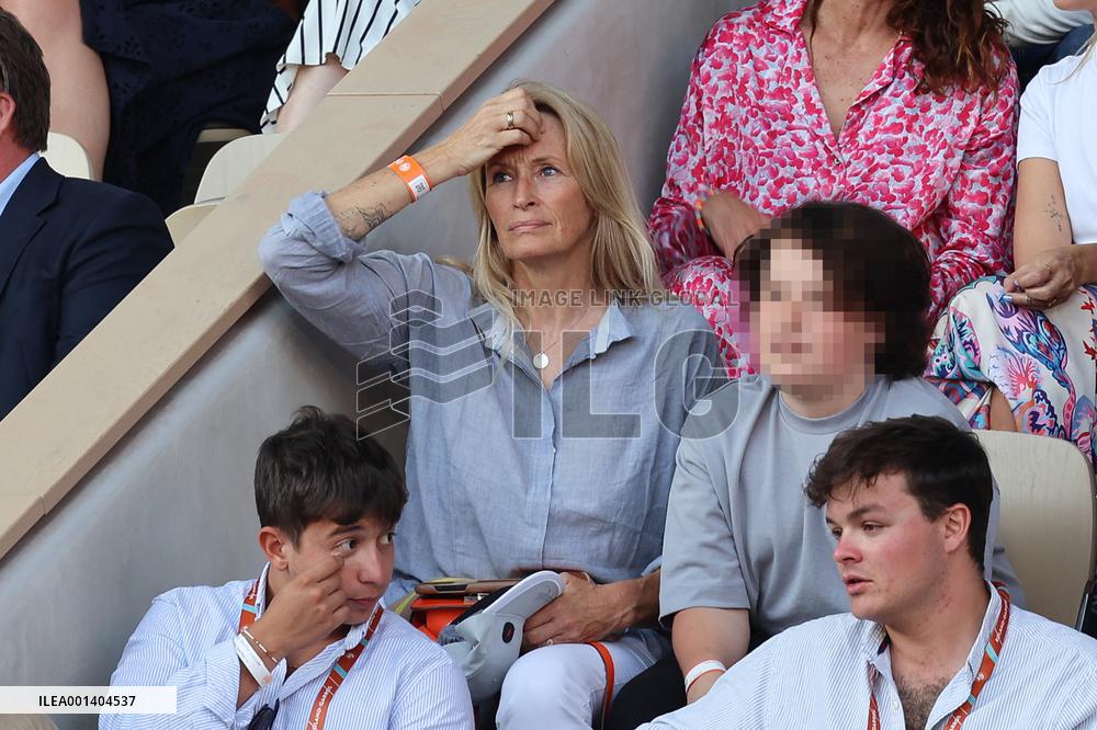 Roland Garros 2023 - Celebrities In The Stands - Day 10 NB