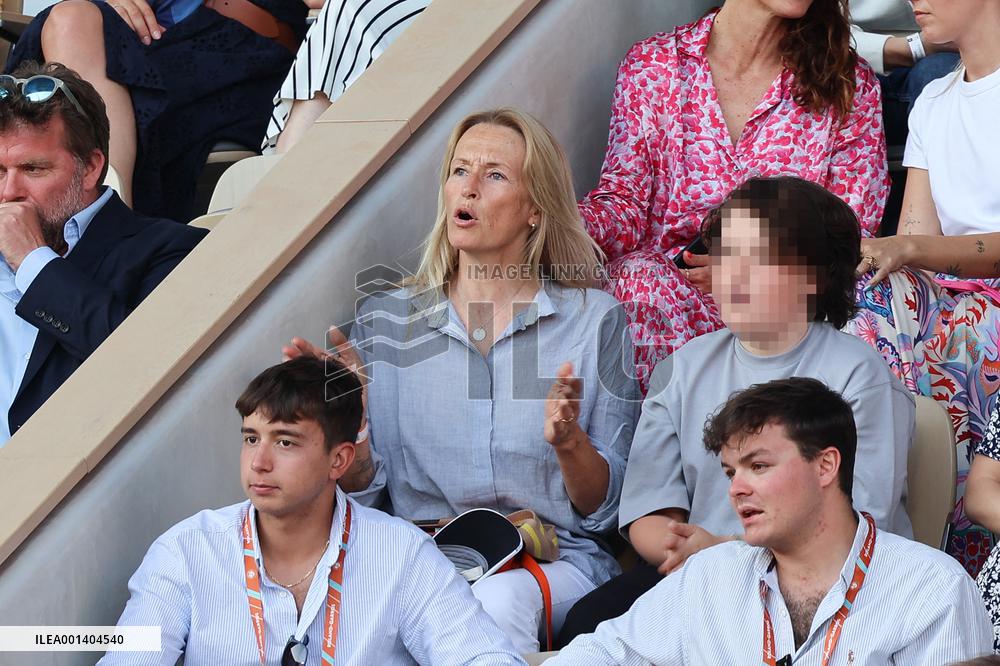 Roland Garros 2023 - Celebrities In The Stands - Day 10 NB