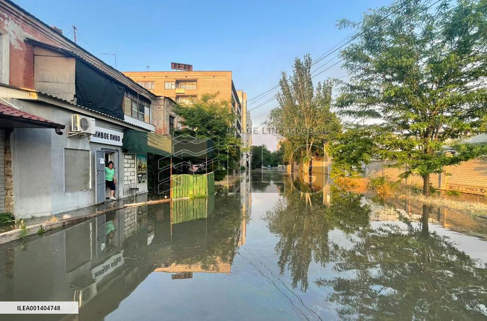 Flooded Kherson after dam breach