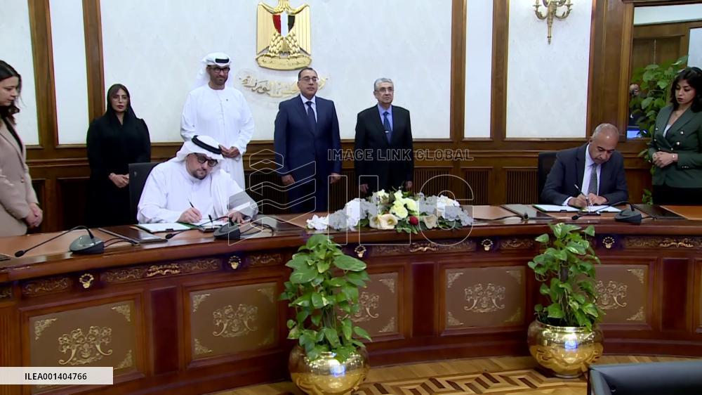 Egypt, UAE firm sign 10-bln-USD deal to build wind power plant