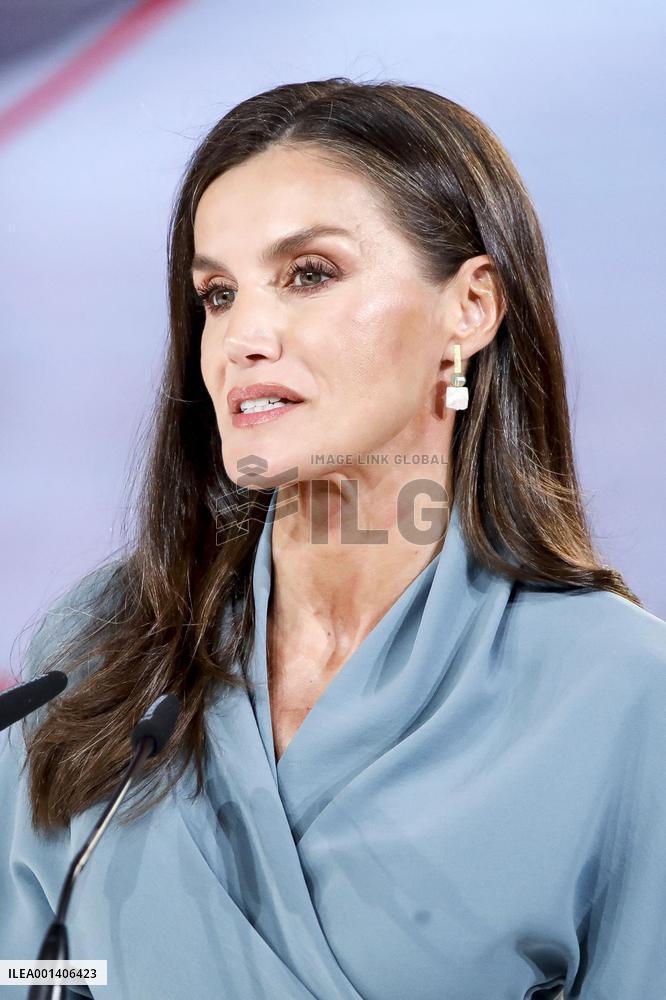 Queen Letizia At 15th Euros From Your Paycheck - Madrid