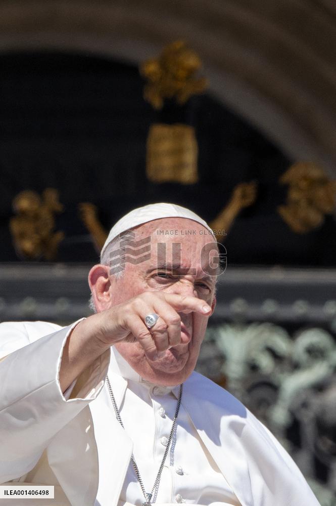 Pope Francis Weekly General Audience - Vatican