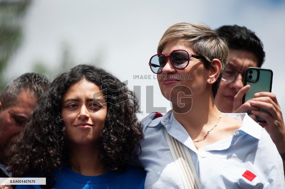 Demonstrations In Support Of The Colombian Government Social Reforms - Bogota