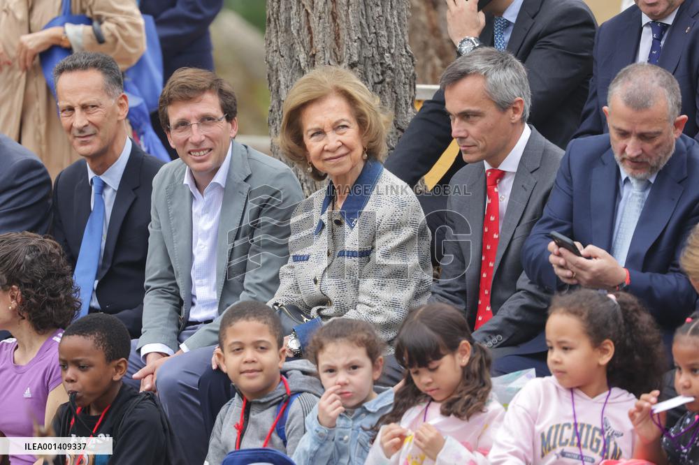 Queen Sofia Visits The Zoo - Madrid