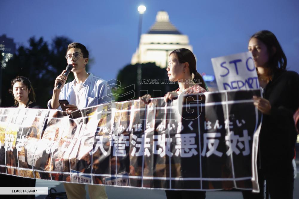Japan's controversial revision of immigration law