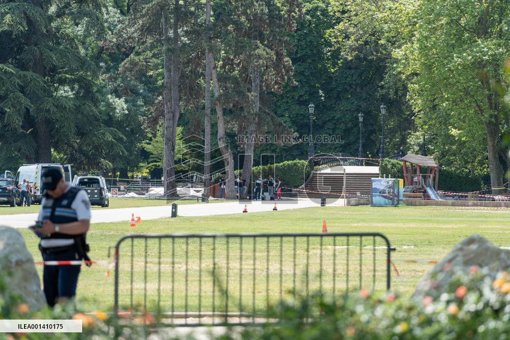 Children Stabbed In Knife Attack - Annecy