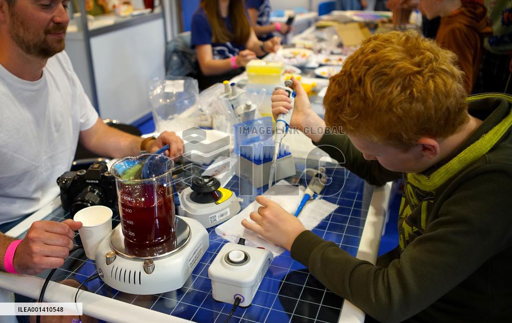 CZECH REPUBLIC-PRAGUE-SCIENCE FAIR