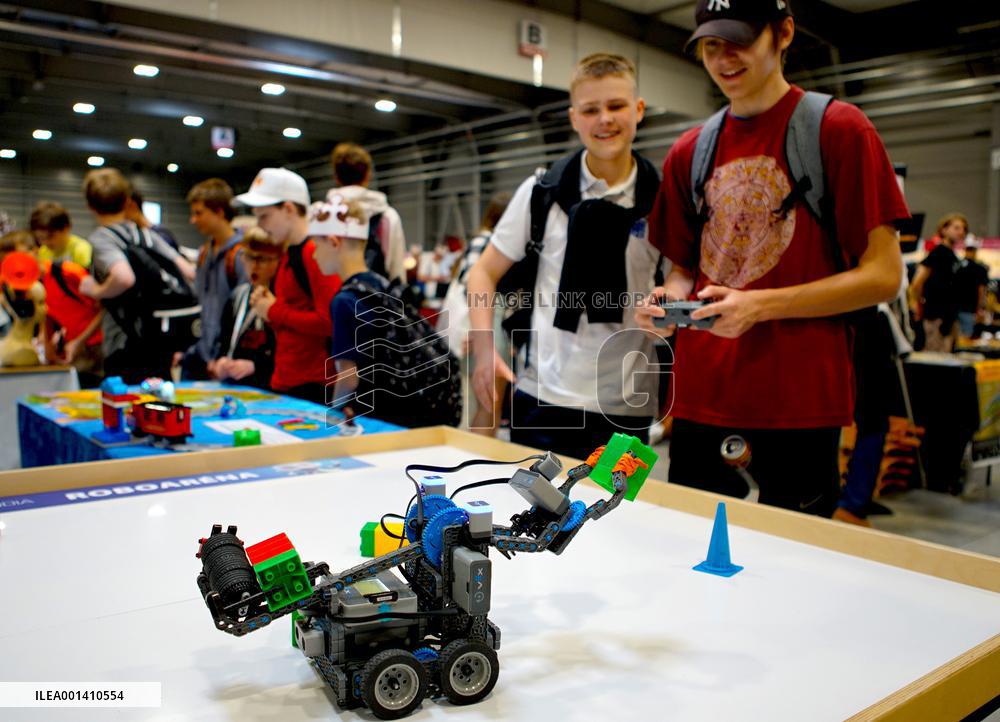 CZECH REPUBLIC-PRAGUE-SCIENCE FAIR