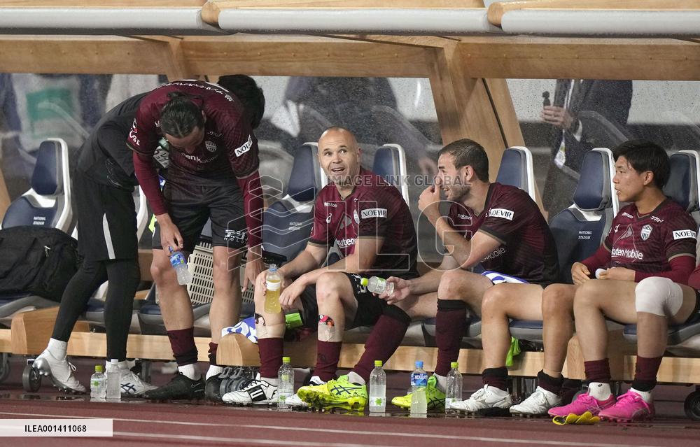 Football: Barcelona vs. Vissel Kobe friendly