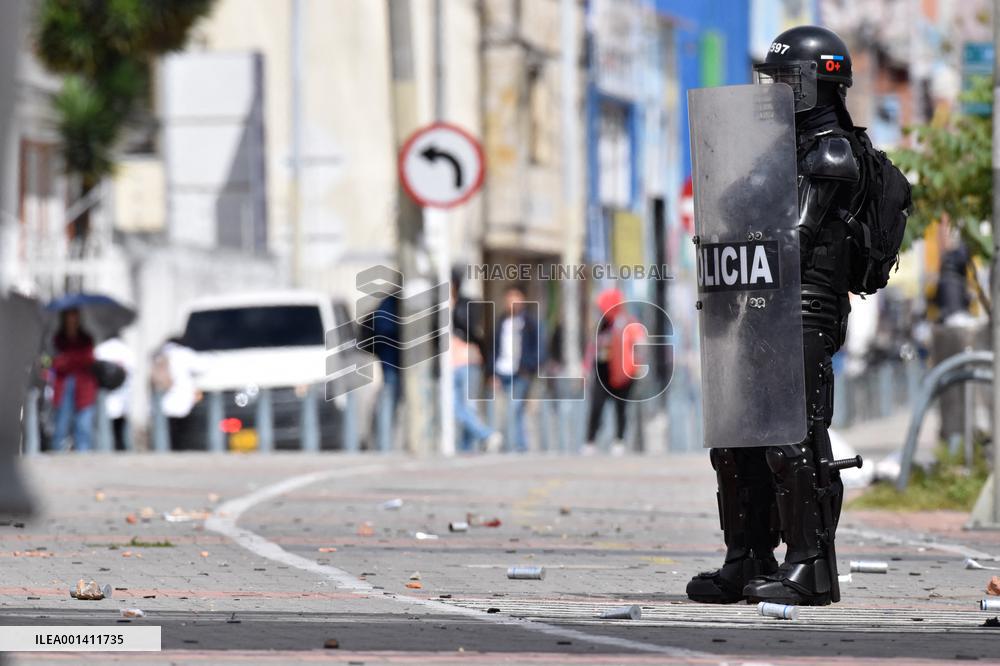 Clashes in Bogota Amid Day of the Fallen Student