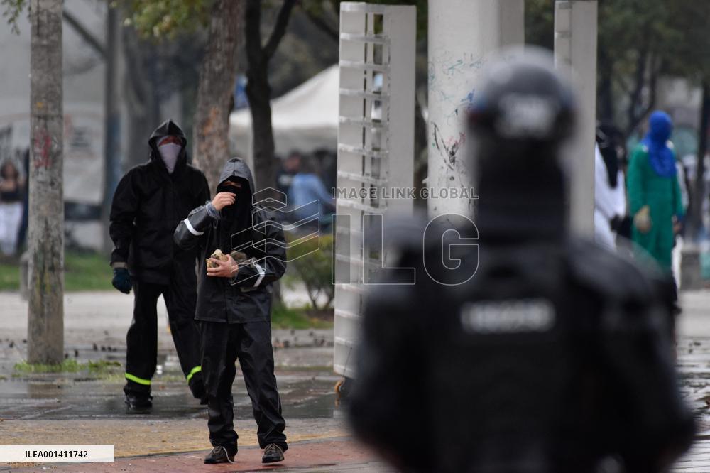 Clashes in Bogota Amid Day of the Fallen Student