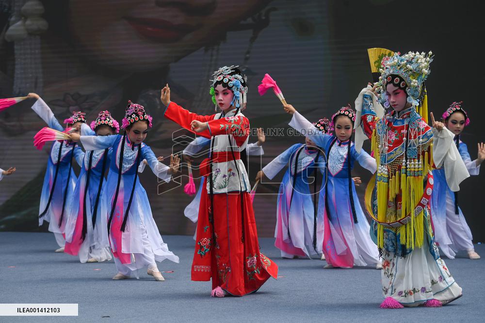 CHINA-ZHEJIANG-HANGZHOU-CULTURAL AND NATURAL HERITAGE DAY-ACTIVITIES (CN)