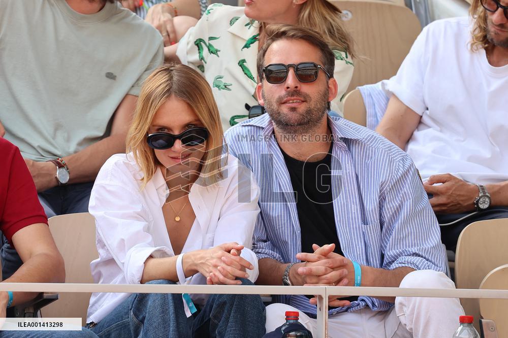 Roland Garros 2023 - Celebrities In The Stands - Day 13 NB