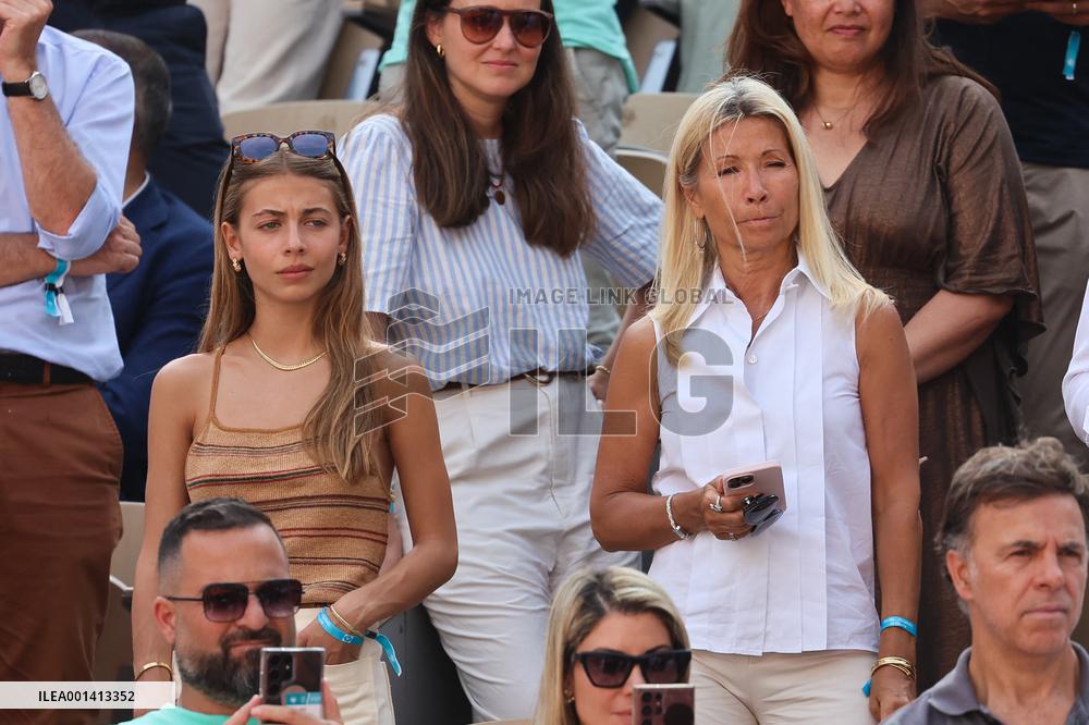 Roland Garros 2023 - Celebrities In The Stands - Day 13 NB