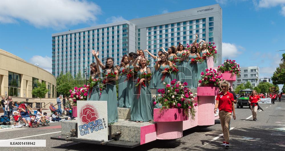 U.S.-PORTLAND-ROSE FESTIVAL-GRAND FLORAL PARADE