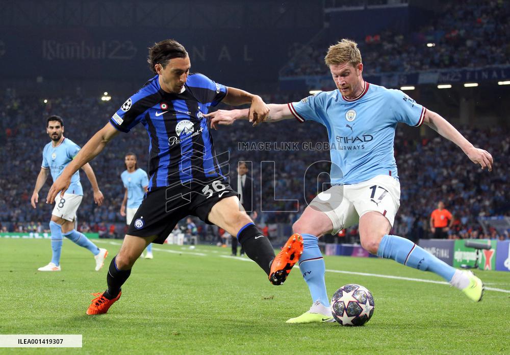 Manchester City Wins Champions League - Istanbul