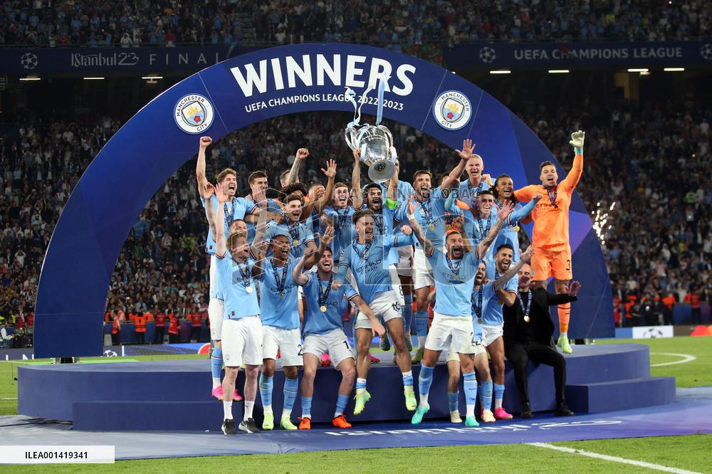 Manchester City Wins Champions League - Istanbul