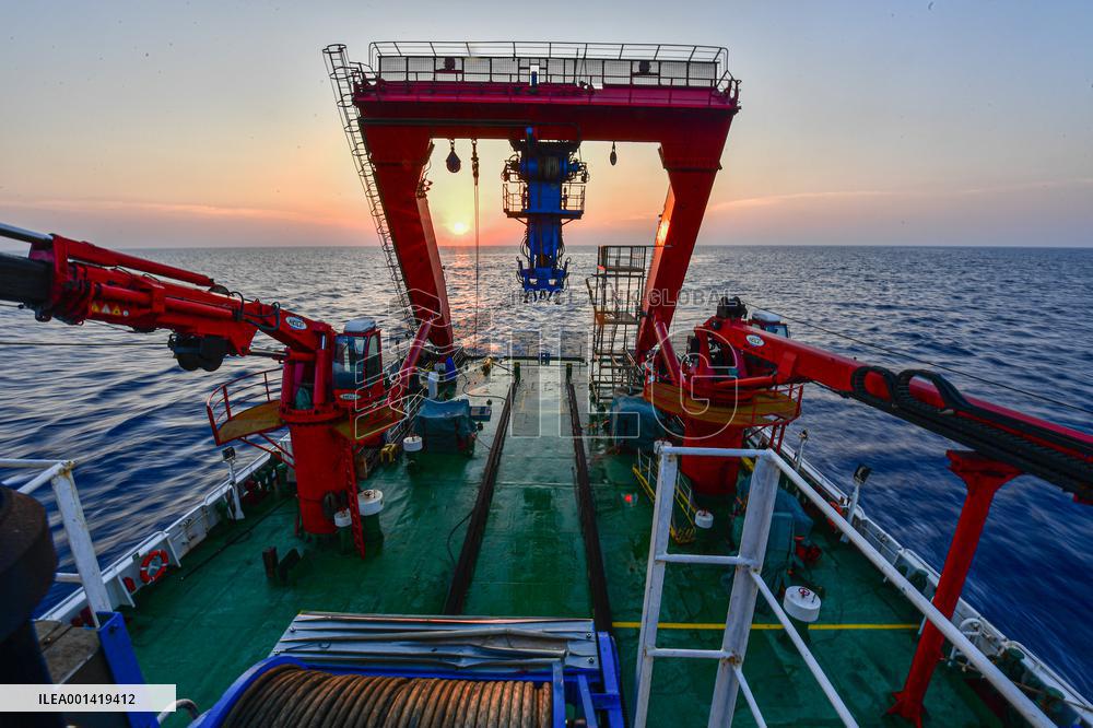 Xinhua Headlines: China conducts challenging deep-sea exploration of Ming Dynasty shipwrecks