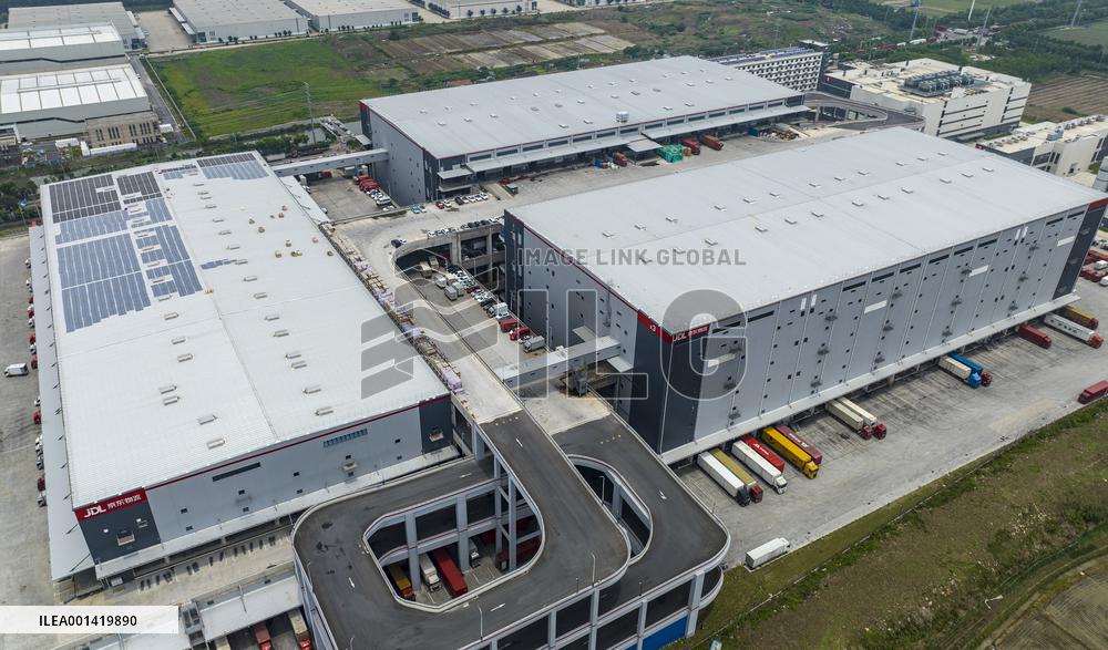 6｡､18 Online Shopping JD Logistics