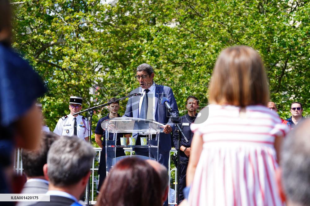 Residents Gather To Pay Tribute To The Victims Of The Attack - Annecy