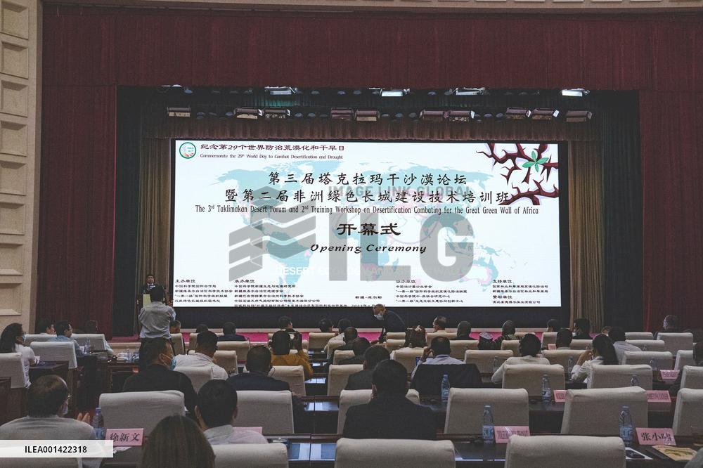 CHINA-XINJIANG-URUMQI-DESERTIFICATION COMBAT (CN)