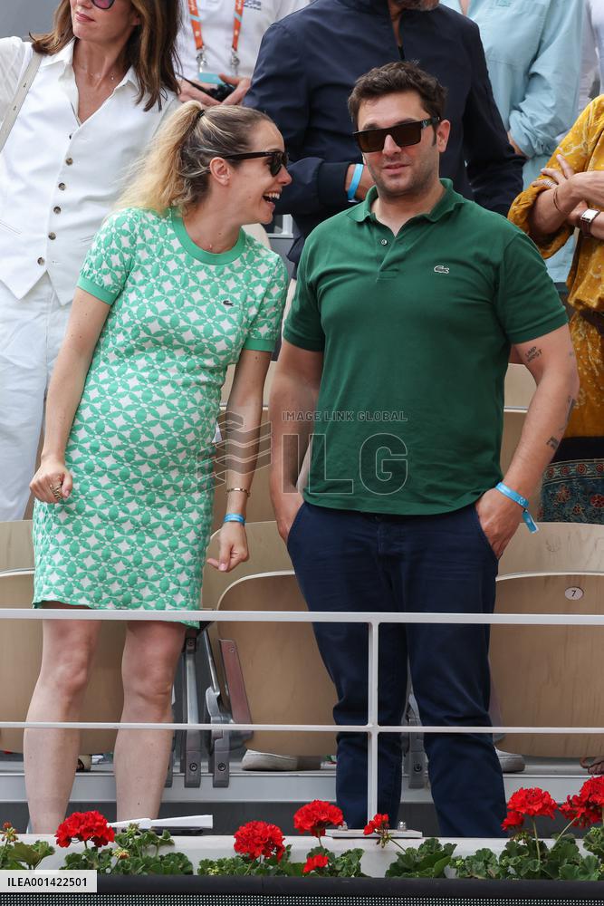 Roland Garros 2023 - Celebrities In The Stands - Day 15 NB