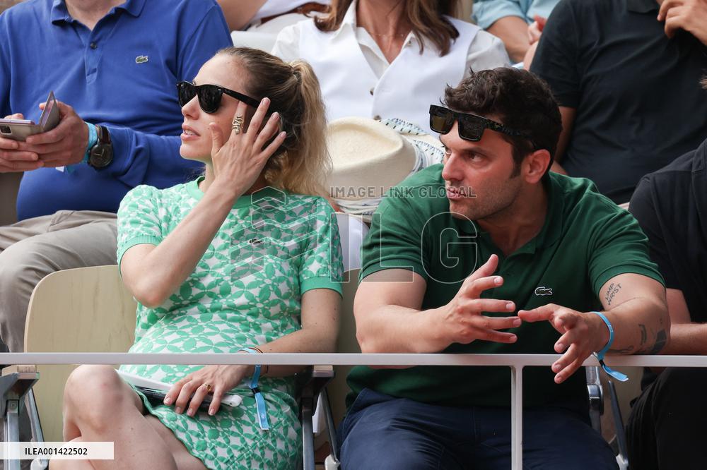 Roland Garros 2023 - Celebrities In The Stands - Day 15 NB
