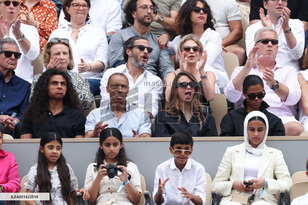 Roland Garros 2023 - Celebrities In The Stands - Day 15 NB