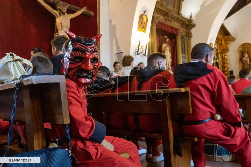 Celebration Of Los Diablucos Of Helechosa De Los Montes - Spain