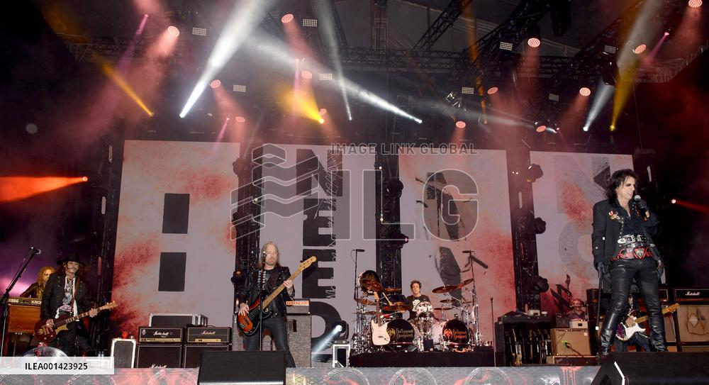 Hollywood Vampires Concert In Istanbul