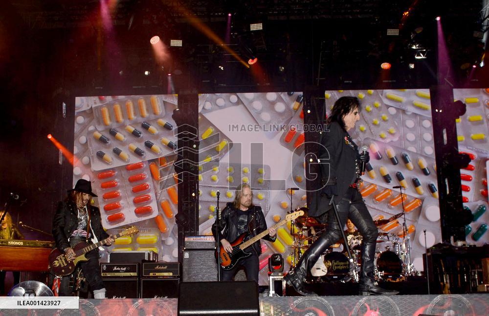 Hollywood Vampires Concert In Istanbul