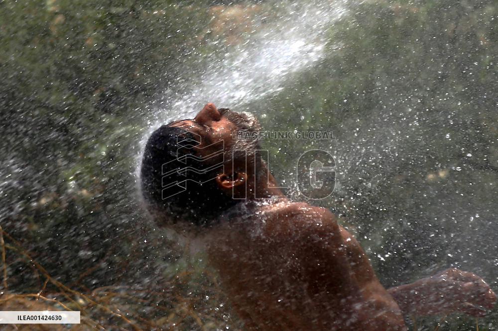 PAKISTAN-KARACHI-WEATHER-HEAT